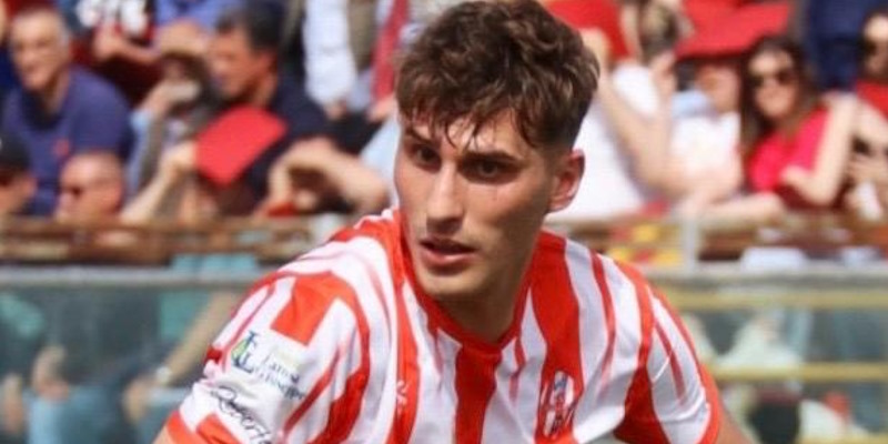 Africo, doppio tassello per il futuro: confermato Criaco in panchina, in attacco arriva Antonio Pelle